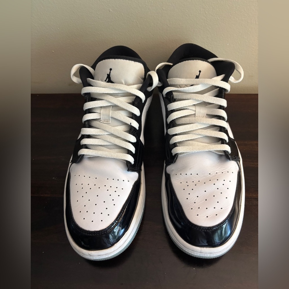 Not New (Worn a few times) Mens Air Jordan 1  Black and White low top!